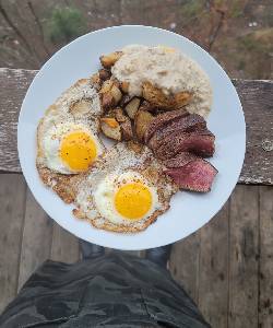Steak & Eggs with Breakfast Potatoes - My Chefski